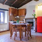 Borgo San Valentino Apart-hotel 4*