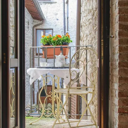 Borgo San Valentino 4* Arrone