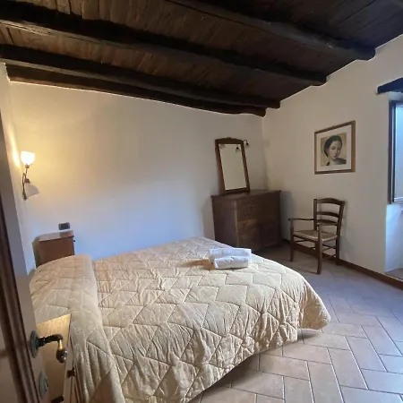 Borgo San Valentino 4* Arrone