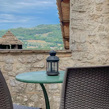 Borgo San Valentino 4*