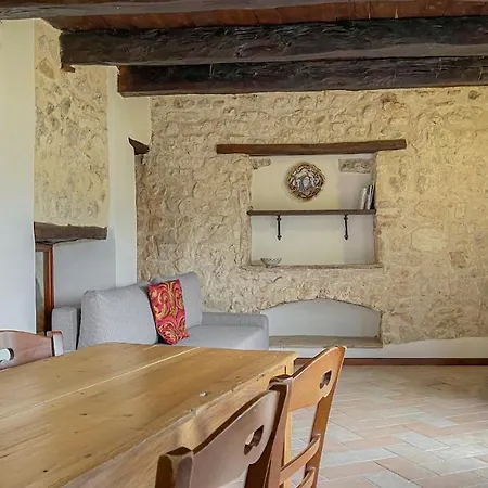 Borgo San Valentino Lejlighedshotel