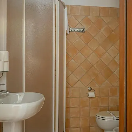 Aparthotel Borgo San Valentino Arrone