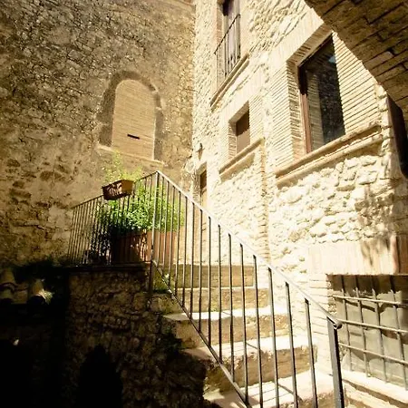 Borgo San Valentino Aparthotel Arrone