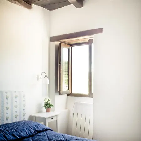 Borgo San Valentino Aparthotel