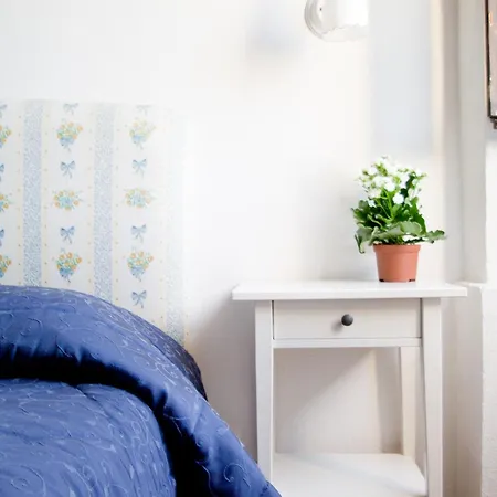 Borgo San Valentino Aparthotel