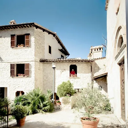 Borgo San Valentino 4*