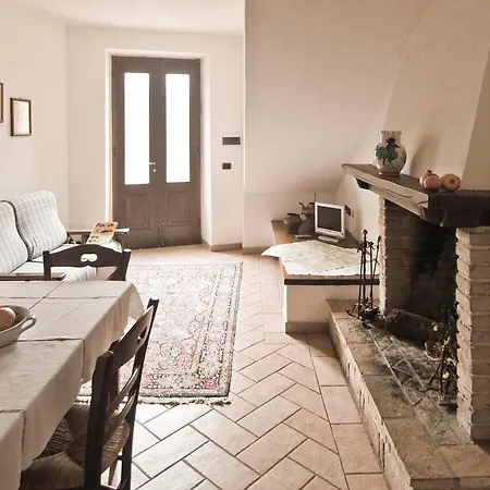 Borgo San Valentino Aparthotel