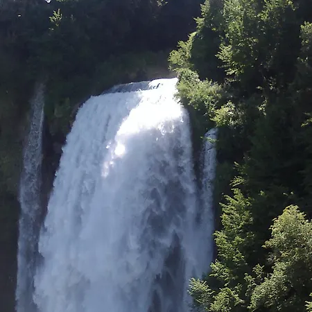 Borgo San Valentino Aparthotel Arrone