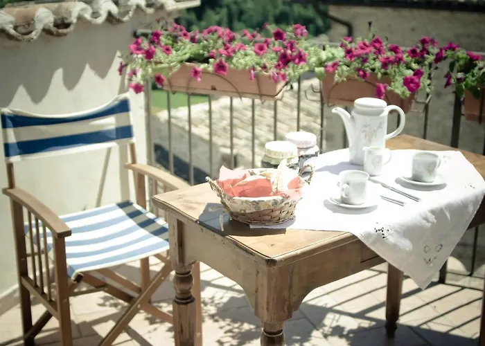 Borgo San Valentino شقة فندقية Arrone