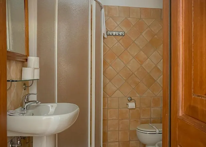 Apartahotel Borgo San Valentino Arrone