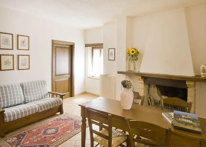 Borgo San Valentino Apartahotel 4*