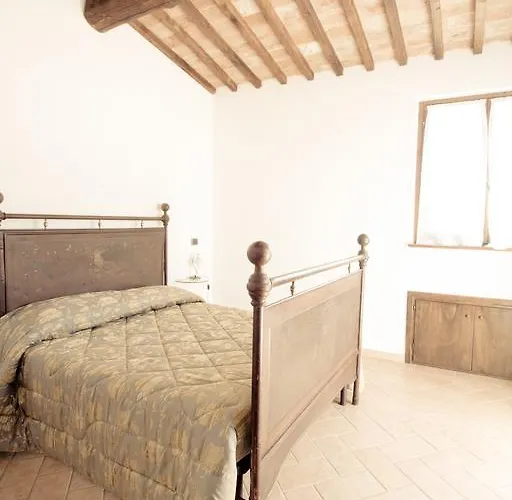 Borgo San Valentino 4* Arrone